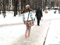 Feet - Maria E - 2014-10-27 Good weather for walking barefoot