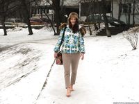 Feet - Maria E - 2014-10-27 Good weather for walking barefoot