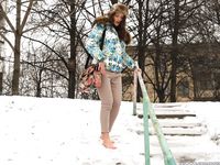 Feet - Maria E - 2014-10-27 Good weather for walking barefoot