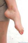 Feet - Maria E - 2014-10-27 Good weather for walking barefoot