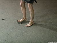 Feet - Marina - 2005-05-13 Barefoot fieldreport