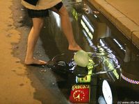 Feet - Marina - 2005-05-13 Barefoot fieldreport