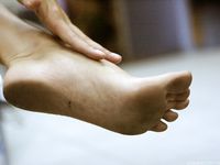 Feet - Marina A - 2012-12-07 Beauty in light summer dress and sunglasses