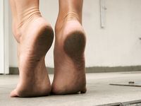 Feet - Marina A - 2012-12-07 Beauty in light summer dress and sunglasses