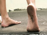 Feet - Marina A - 2012-12-07 Beauty in light summer dress and sunglasses