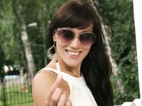 Feet - Marina A - 2012-12-07 Beauty in light summer dress and sunglasses