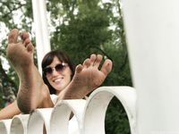 Feet - Marina A - 2012-12-07 Beauty in light summer dress and sunglasses