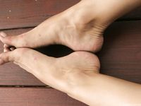 Feet - Marina A - 2012-12-07 Beauty in light summer dress and sunglasses