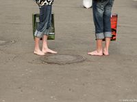 Feet - Marisha + Galya - 2007-07-31 Barefoot trips to Russian towns. Tcheboksary