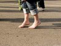 Feet - Marisha + Galya - 2007-07-31 Barefoot trips to Russian towns. Tcheboksary