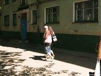 Feet - Marisha + Galya - 2007-07-31 Barefoot trips to Russian towns. Tcheboksary