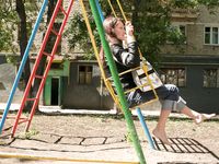 Feet - Marisha + Galya - 2007-07-31 Barefoot trips to Russian towns. Tcheboksary