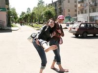 Feet - Marisha + Galya - 2007-07-31 Barefoot trips to Russian towns. Tcheboksary