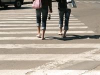 Feet - Marisha + Galya - 2007-07-31 Barefoot trips to Russian towns. Tcheboksary