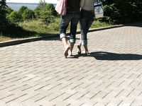 Feet - Marisha + Galya - 2007-07-31 Barefoot trips to Russian towns. Tcheboksary