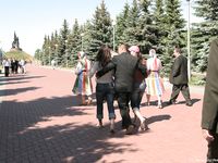 Feet - Marisha + Galya - 2007-07-31 Barefoot trips to Russian towns. Tcheboksary