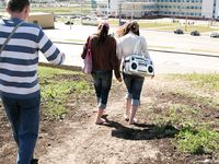 Feet - Marisha + Galya - 2007-07-31 Barefoot trips to Russian towns. Tcheboksary