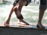 Feet - Marisha + Galya - 2007-07-31 Barefoot trips to Russian towns. Tcheboksary