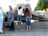 Feet - Marisha + Galya - 2007-07-31 Barefoot trips to Russian towns. Tcheboksary