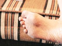 Feet - Marisha + Galya - 2007-07-31 Barefoot trips to Russian towns. Tcheboksary