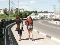 Feet - Marisha + Galya - 2007-07-31 Barefoot trips to Russian towns. Tcheboksary