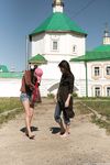 Feet - Marisha + Galya - 2007-07-31 Barefoot trips to Russian towns. Tcheboksary
