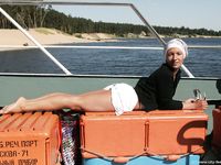 Feet - Marisha + Galya - 2007-07-31 Barefoot trips to Russian towns. Tcheboksary