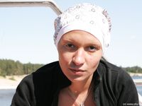 Feet - Marisha + Galya - 2007-07-31 Barefoot trips to Russian towns. Tcheboksary