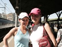 Feet - Marisha + Ksusha - 2007-06-01 Barefoot trips to Russian towns. Serpukhov