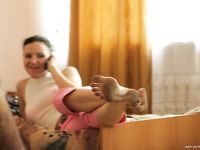 Feet - Marisha + Ksusha - 2007-06-01 Barefoot trips to Russian towns. Serpukhov