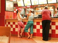 Feet - Marisha + Ksusha - 2007-06-01 Barefoot trips to Russian towns. Serpukhov