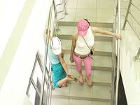 Feet - Marisha + Ksusha - 2007-06-01 Barefoot trips to Russian towns. Serpukhov