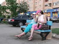 Feet - Marisha + Ksusha - 2007-06-01 Barefoot trips to Russian towns. Serpukhov