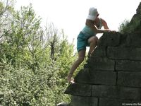 Feet - Marisha + Ksusha - 2007-06-01 Barefoot trips to Russian towns. Serpukhov