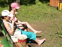 Feet - Marisha + Ksusha - 2007-06-01 Barefoot trips to Russian towns. Serpukhov