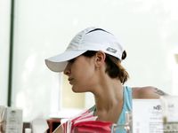 Feet - Marisha + Ksusha - 2007-06-01 Barefoot trips to Russian towns. Serpukhov