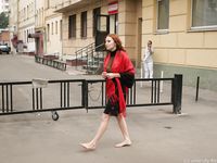 Feet - Marisha - 2005-10-16 Charming baregoot girl