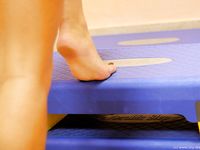 Feet - Maryana + Lena D - 2008-04-07 Barefoot sport