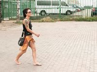 Feet - Maryana - 2007-12-24 Pretty brunette with lovely feet