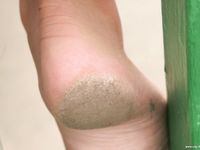 Feet - Maryana - 2007-12-24 Pretty brunette with lovely feet