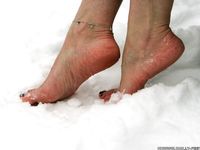 Feet - Maryana A - 2012-02-05 Gloomy winter day