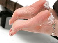 Feet - Maryana A - 2012-02-05 Gloomy winter day