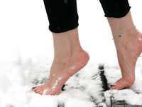 Feet - Maryana A - 2012-02-05 Gloomy winter day