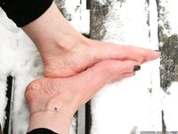 Feet - Maryana A - 2012-02-05 Gloomy winter day