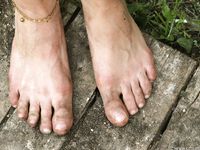 Feet - Maryana B - 2012-09-11 Hot summer midday