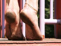 Feet - Maryana B - 2012-09-11 Hot summer midday