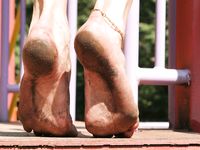 Feet - Maryana B - 2012-09-11 Hot summer midday