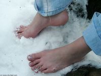 Feet - Masha - 2004-02-06 A winter fairy tale