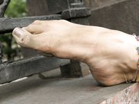 Feet - Masha A - 2011-07-14 Barefoot and happy