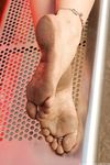Feet - Masha A - 2011-07-14 Barefoot and happy